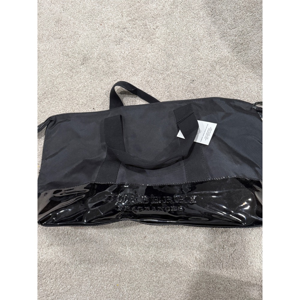 Burberry Fragrances Black Patent Trim‎ Weekend Travel Duffle Bag Gift